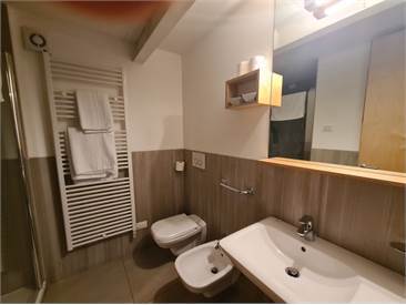 Elegante Appartamento in Affitto nel Cuore di Como