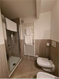 Elegante Appartamento in Affitto nel Cuore di Como