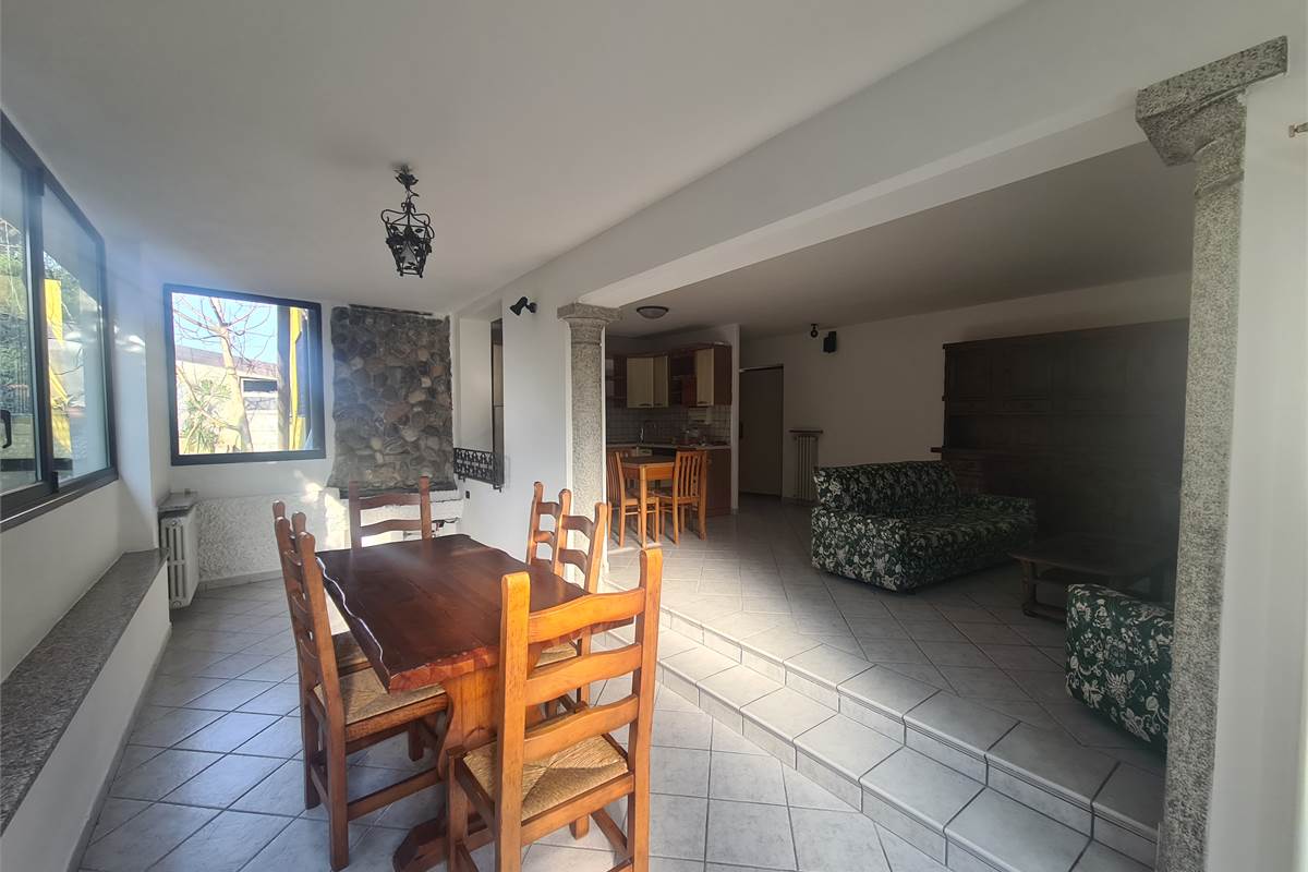 TRILOCALE RISTRUTTURATO CON GIARDINO