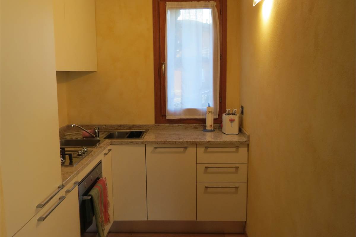 ATTICO COMPLETAMENTE ARREDATO