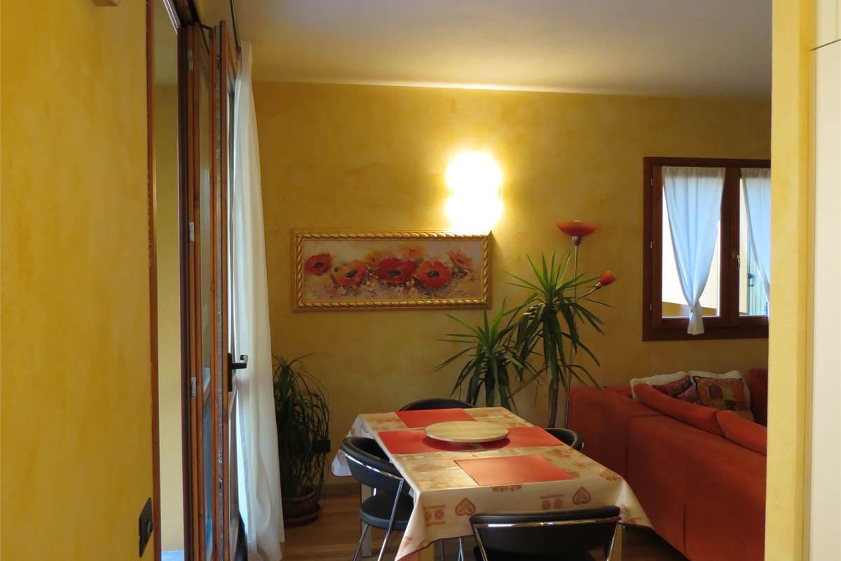 ATTICO COMPLETAMENTE ARREDATO