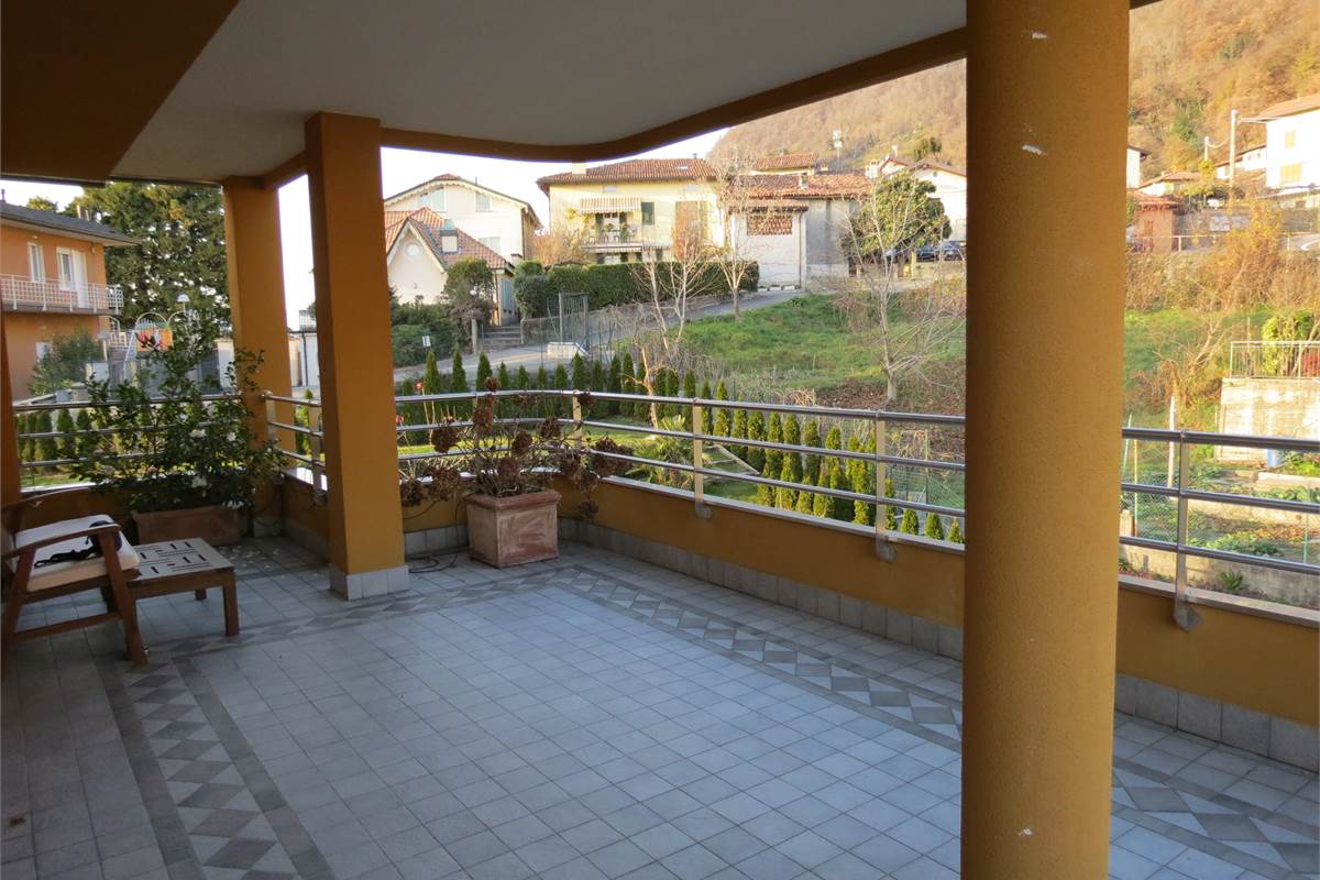 ATTICO COMPLETAMENTE ARREDATO