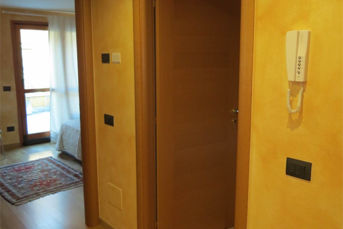 ATTICO COMPLETAMENTE ARREDATO