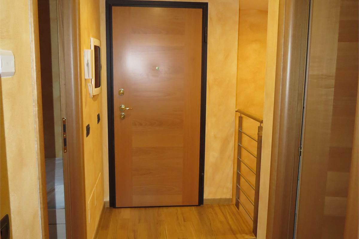 ATTICO COMPLETAMENTE ARREDATO