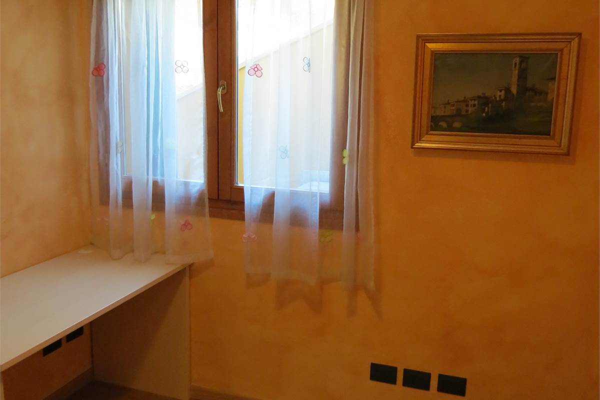 ATTICO COMPLETAMENTE ARREDATO