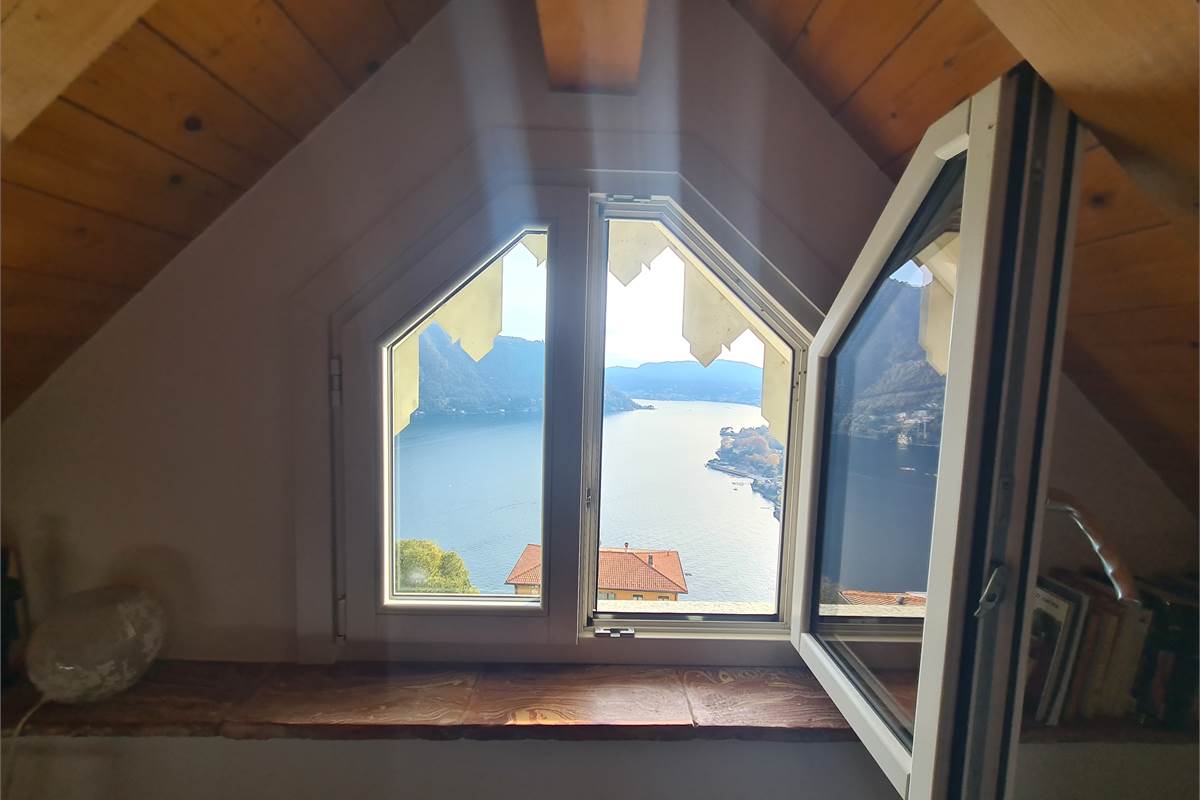 BELLISSIMO BILOCALE CON VISTA LAGO