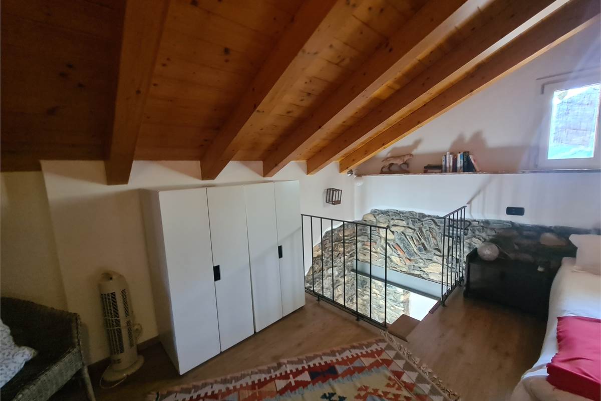 BELLISSIMO BILOCALE CON VISTA LAGO