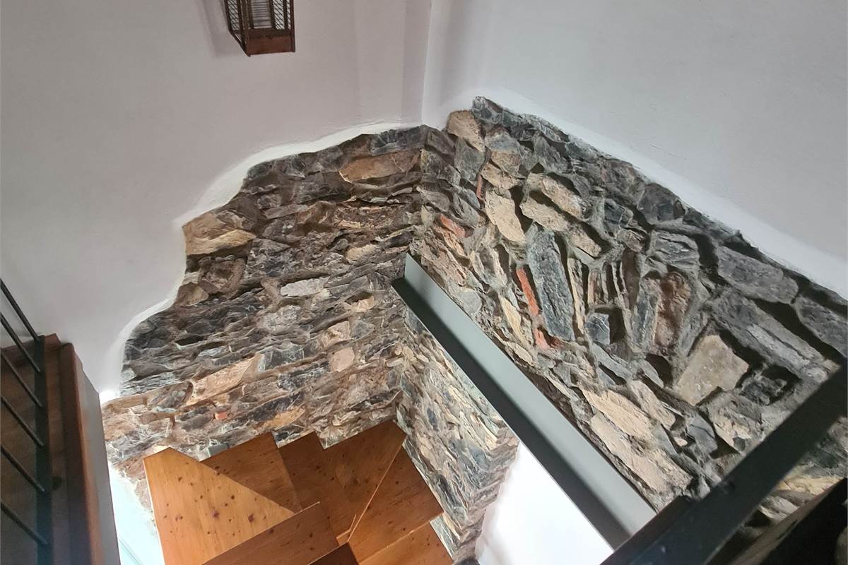 BELLISSIMO BILOCALE CON VISTA LAGO