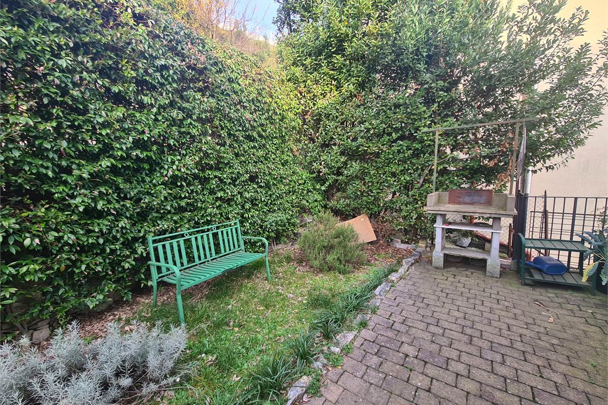 BELLISSIMO BILOCALE CON VISTA LAGO