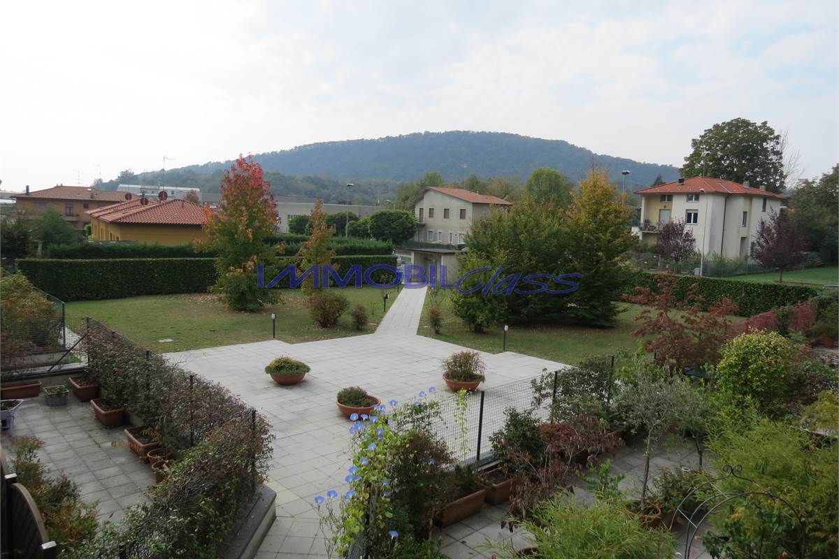 OTTIMO BILOCALE ARREDATO CON BOX E CANTINA