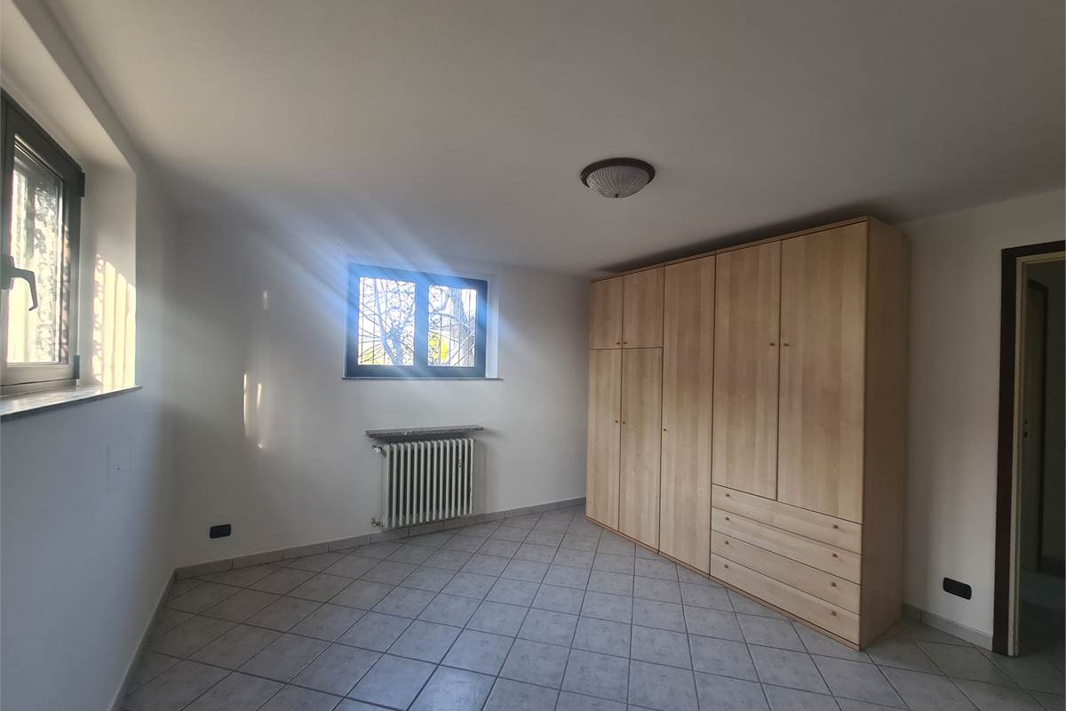 Villa indipendente con ampi spazi e potenzialità