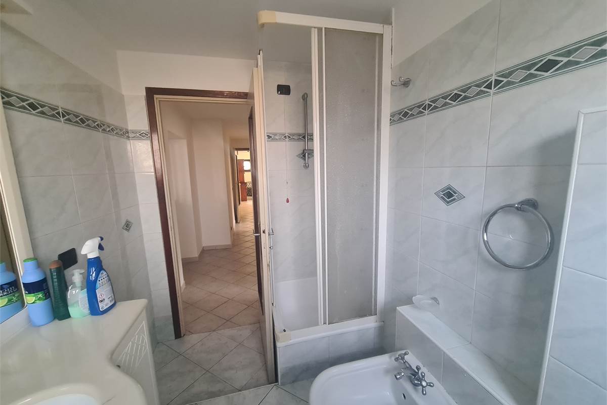 Villa indipendente con ampi spazi e potenzialità