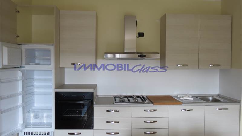 OTTIMO MONOLOCALE ARREDATO CON TERRAZZINI