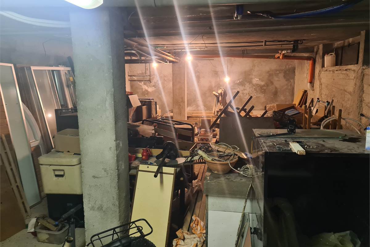 CASA INDIPENDENTE CON BAR