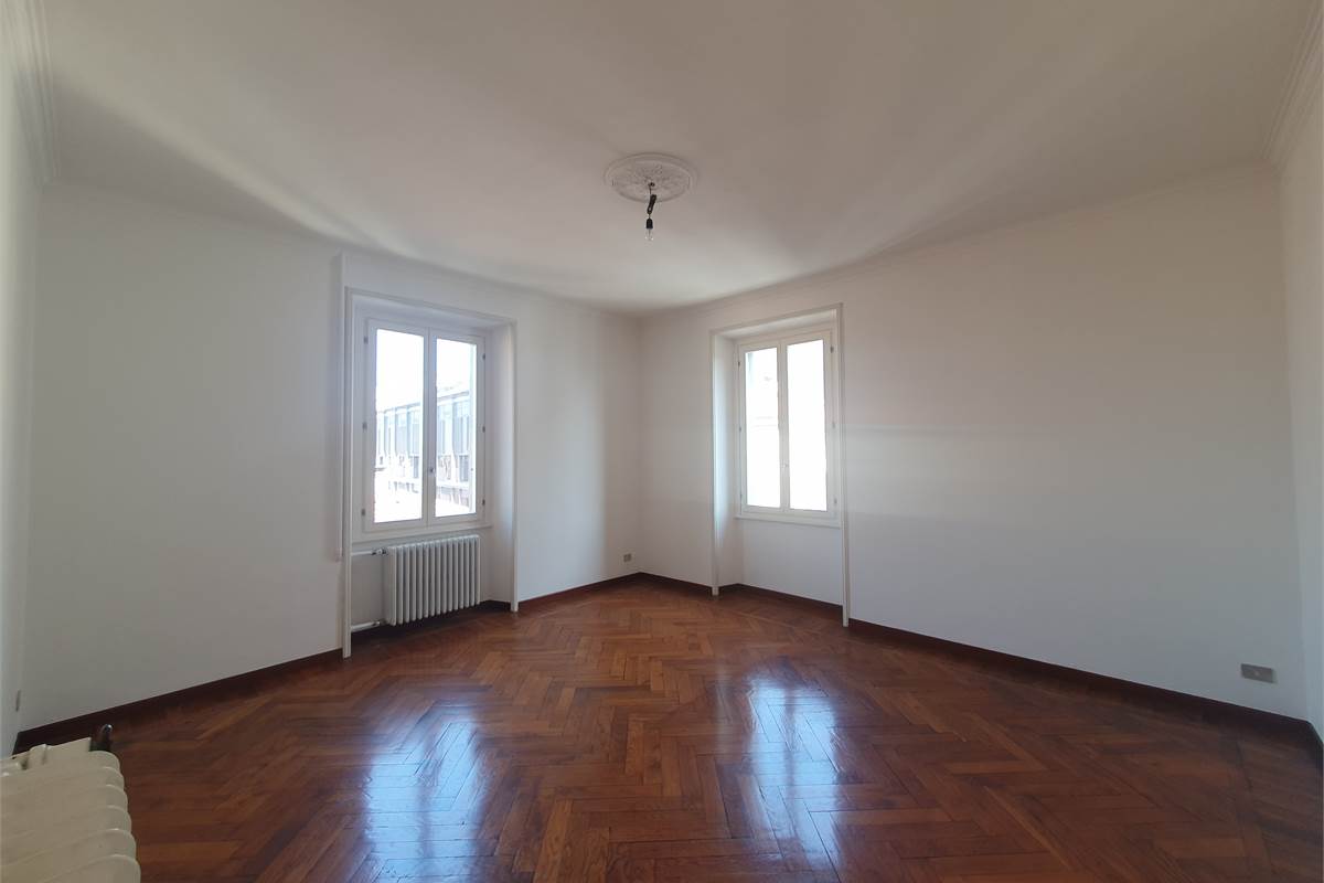 FAVOLOSO QUADRILOCALE CON VISTA DUOMO