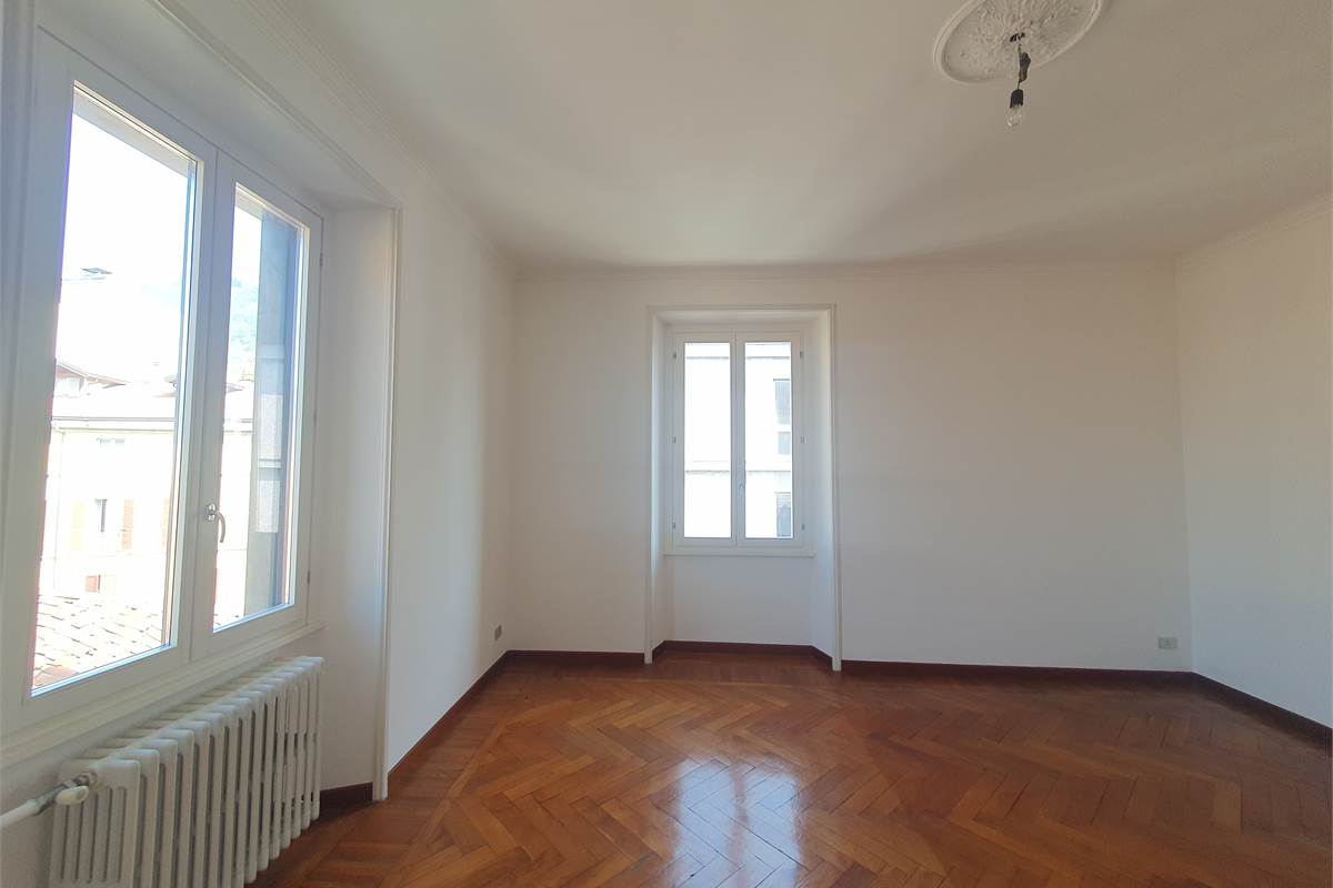 FAVOLOSO QUADRILOCALE CON VISTA DUOMO