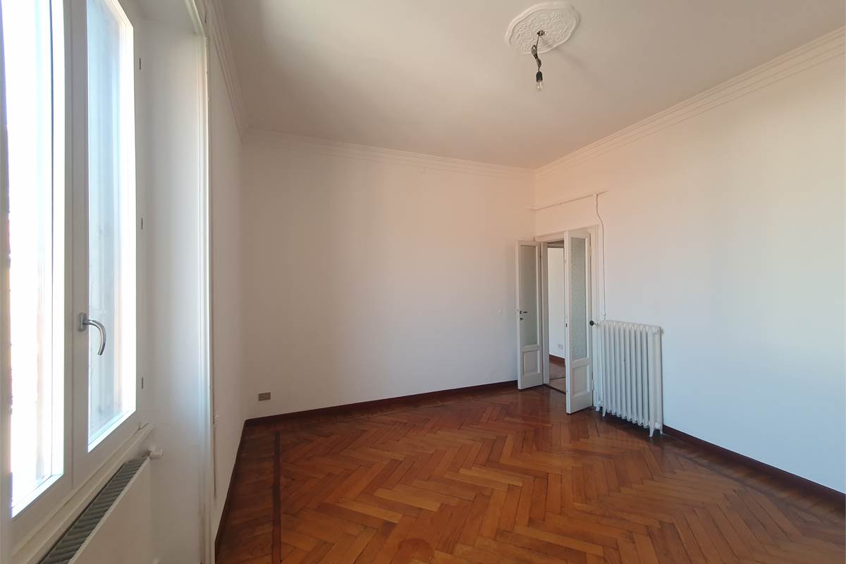 FAVOLOSO QUADRILOCALE CON VISTA DUOMO