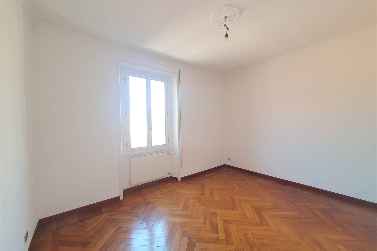 FAVOLOSO QUADRILOCALE CON VISTA DUOMO