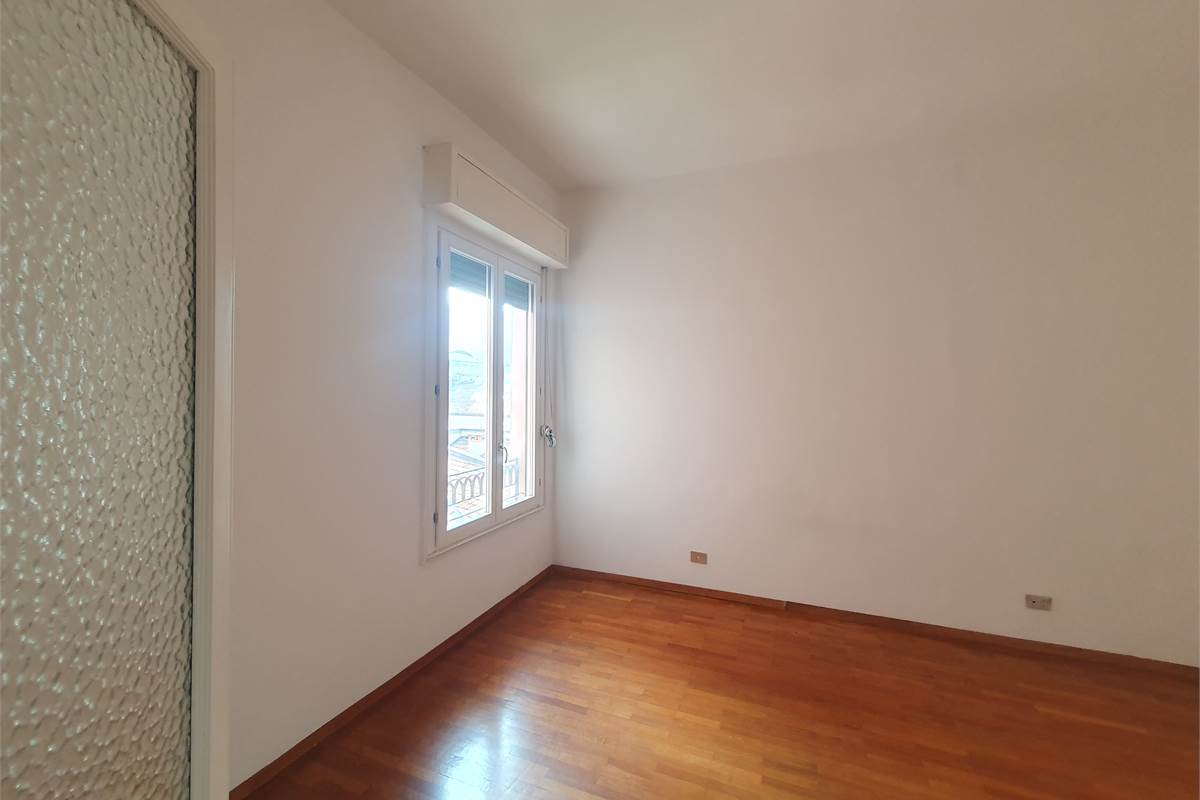 FAVOLOSO QUADRILOCALE CON VISTA DUOMO