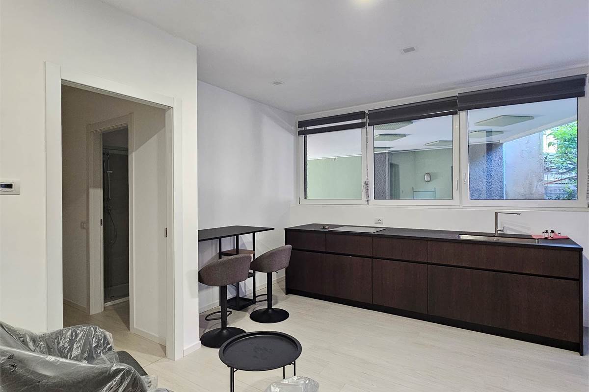  Splendido bilocale ristrutturato a Como