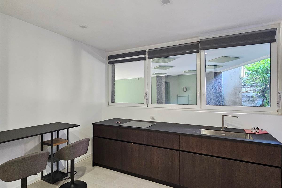  Splendido bilocale ristrutturato a Como