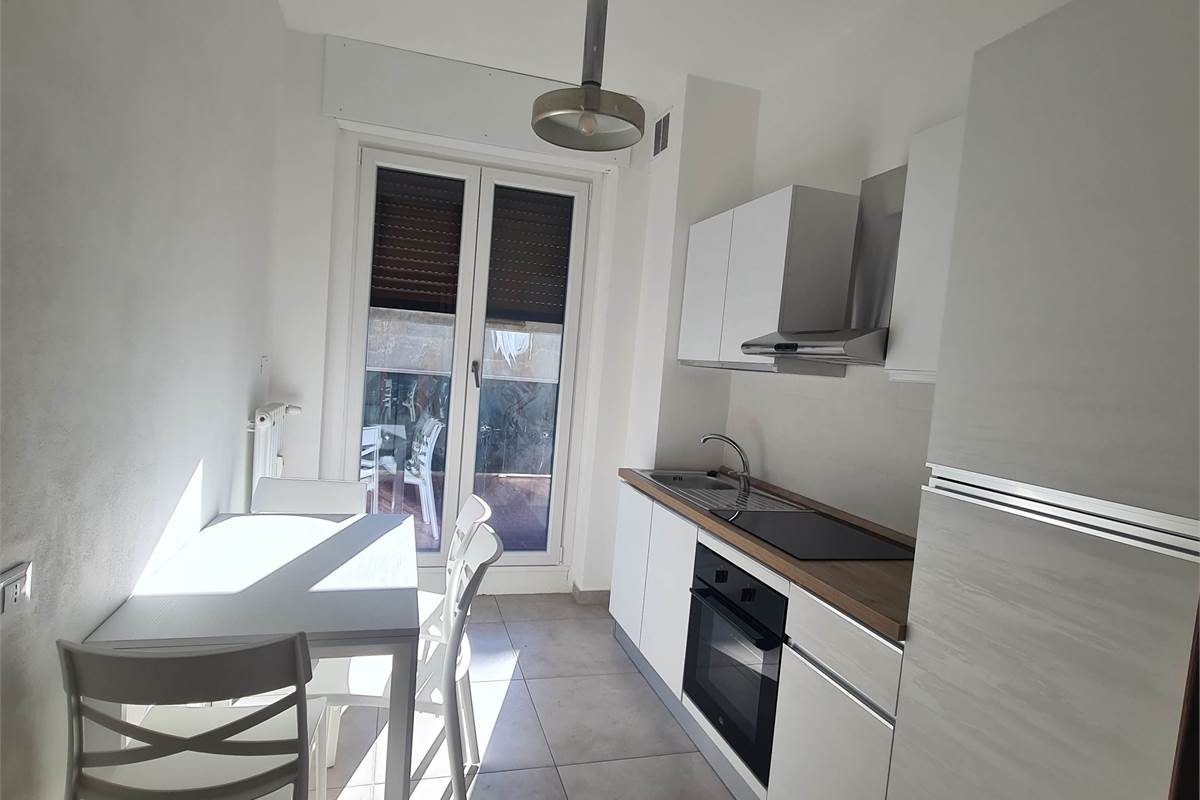 BELLISSIMO BILOCALE CON TERRAZZO