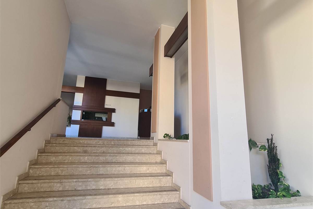 BELLISSIMO BILOCALE CON TERRAZZO