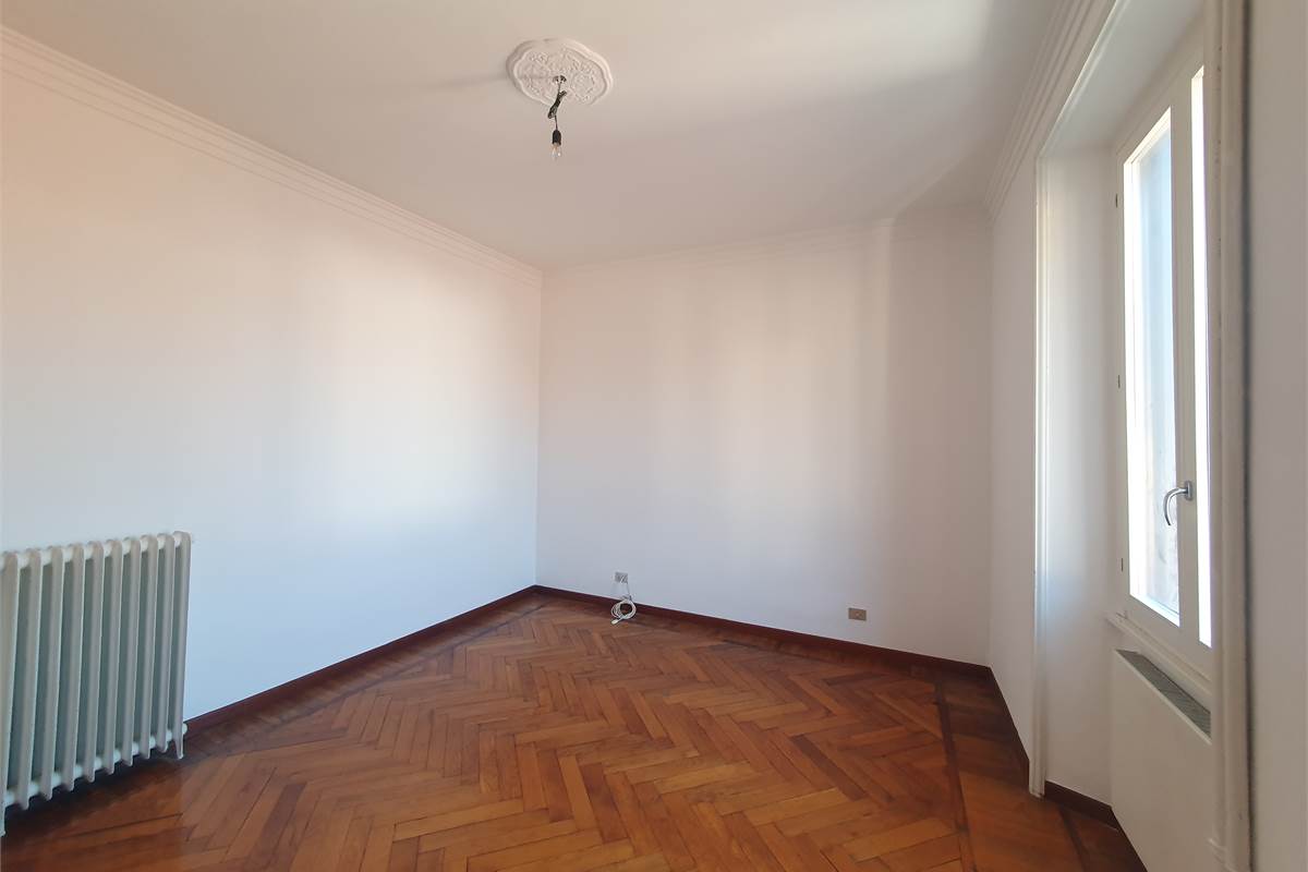 FAVOLOSO QUADRILOCALE CON VISTA DUOMO