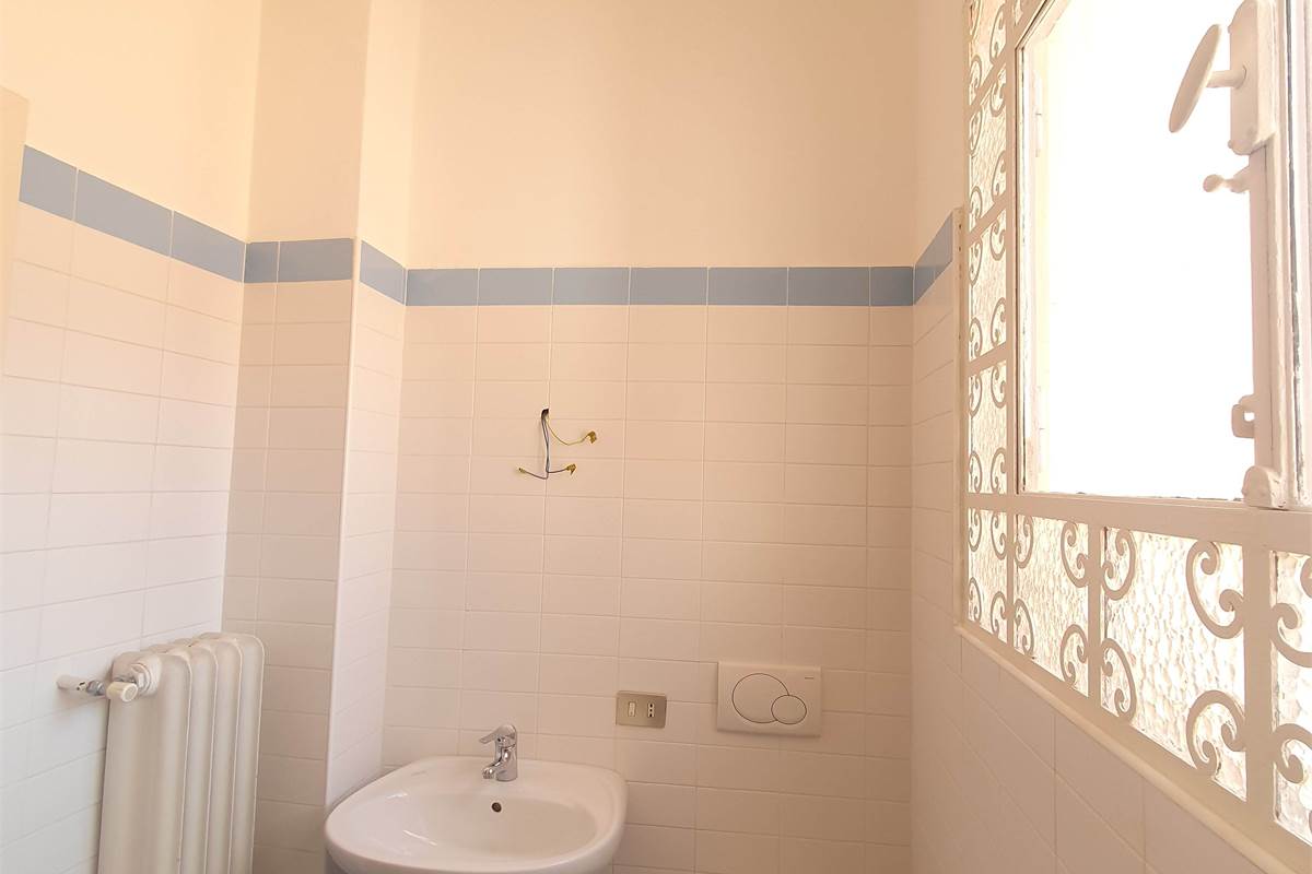 FAVOLOSO QUADRILOCALE CON VISTA DUOMO