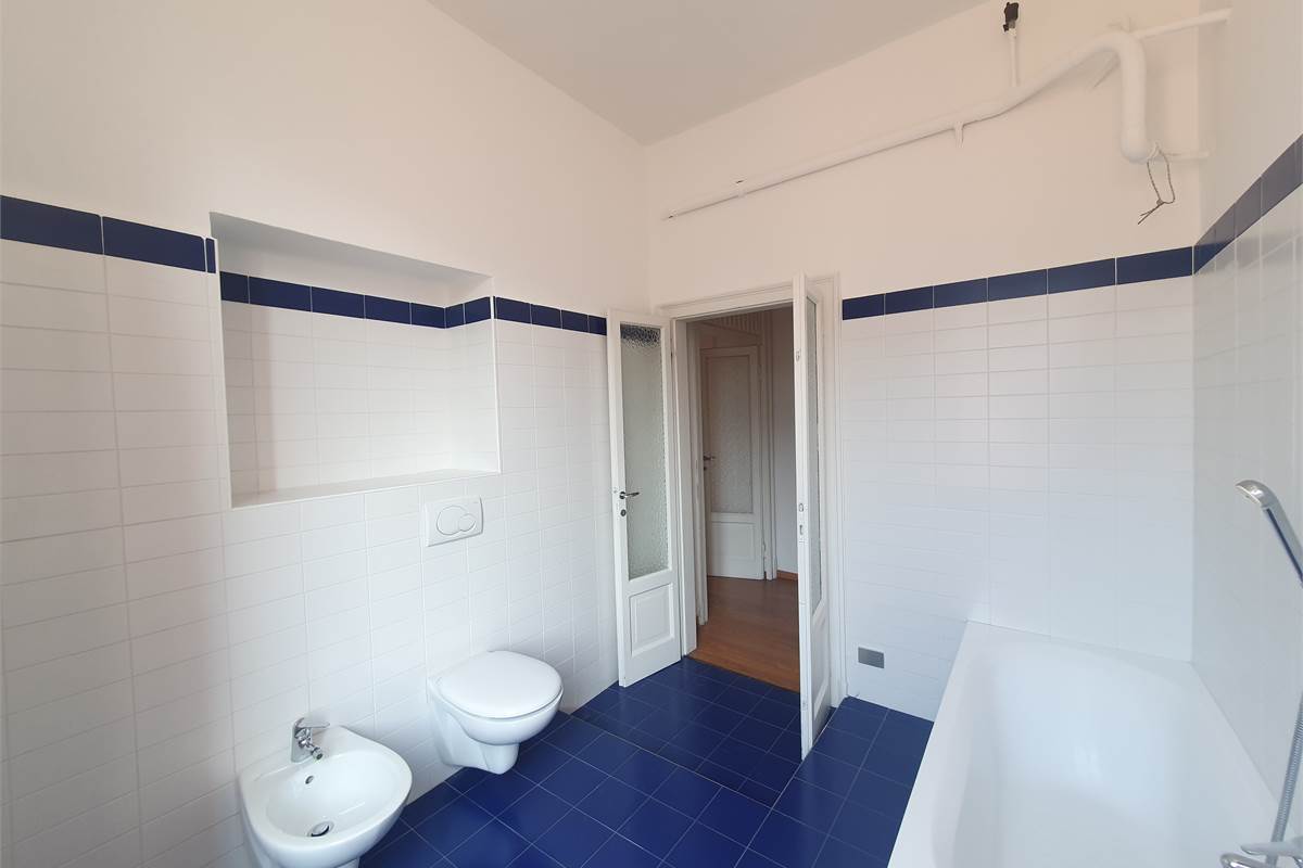 FAVOLOSO QUADRILOCALE CON VISTA DUOMO