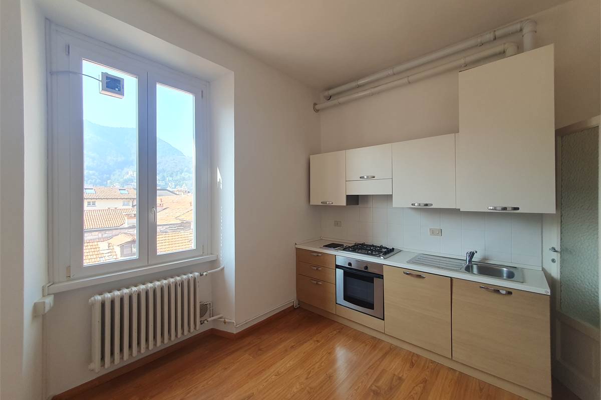 FAVOLOSO QUADRILOCALE CON VISTA DUOMO