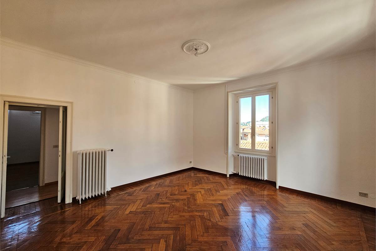 FAVOLOSO QUADRILOCALE CON VISTA DUOMO