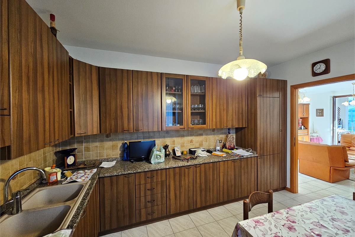 BELLISSIMA VILLA CON GIARDINO