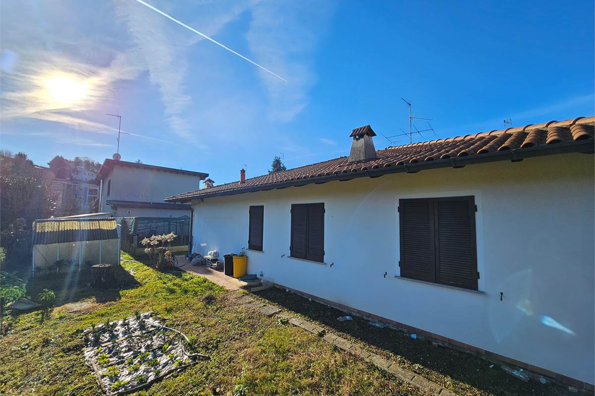 BELLISSIMA VILLA CON GIARDINO