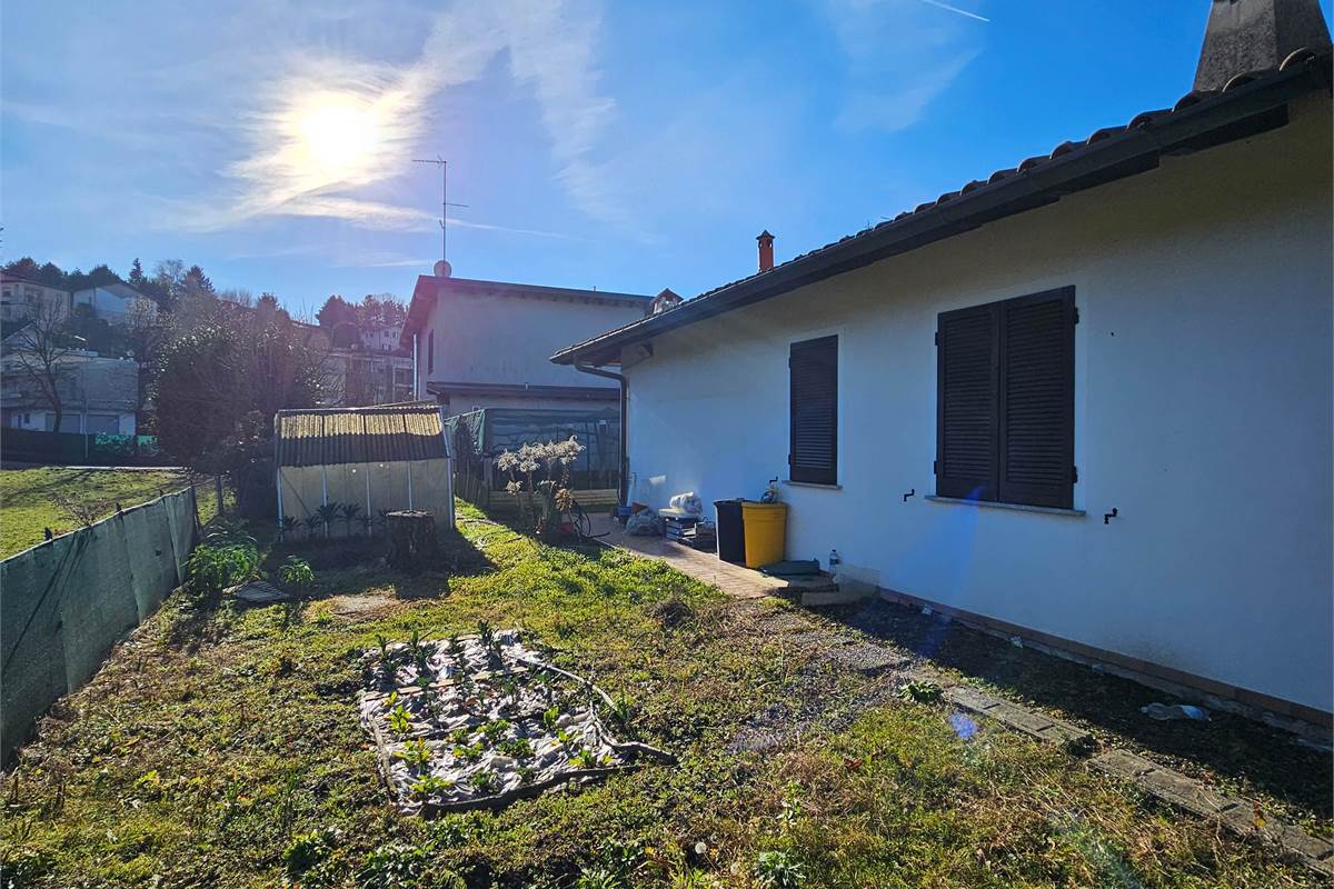 BELLISSIMA VILLA CON GIARDINO
