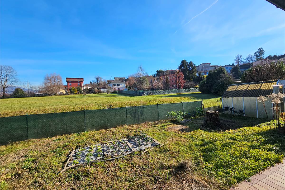 BELLISSIMA VILLA CON GIARDINO