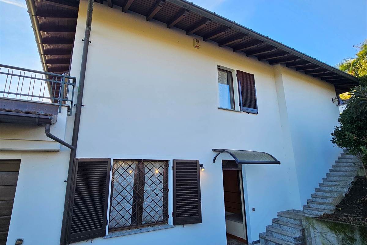 BELLISSIMA VILLA CON GIARDINO