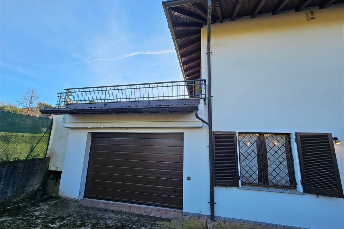 BELLISSIMA VILLA CON GIARDINO