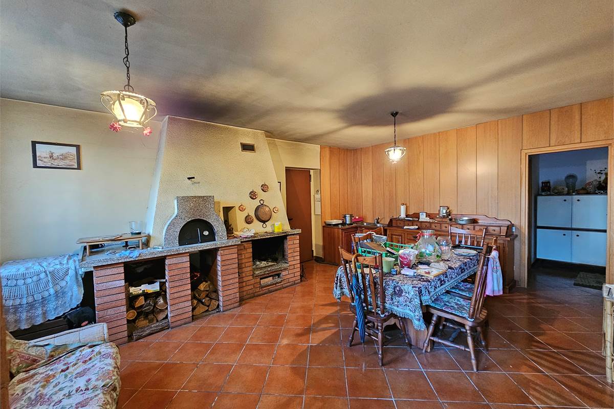 BELLISSIMA VILLA CON GIARDINO