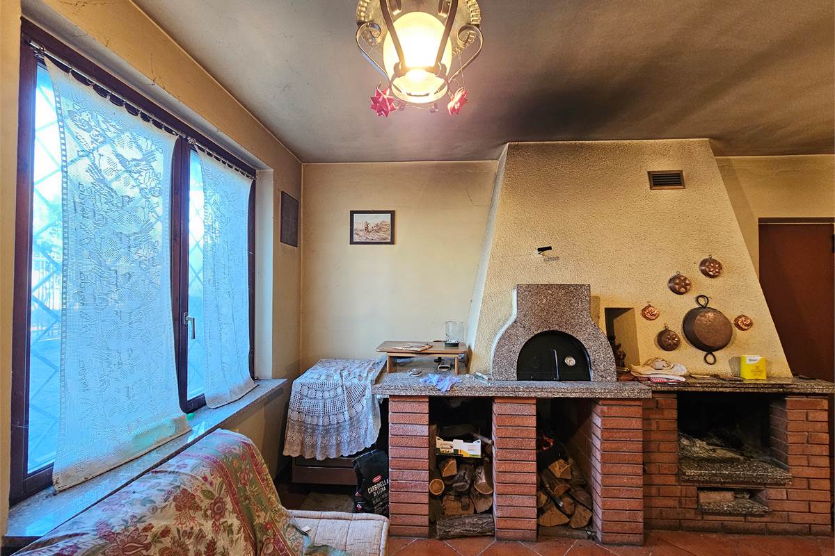 BELLISSIMA VILLA CON GIARDINO