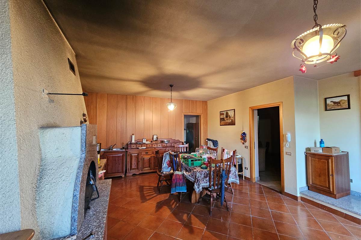 BELLISSIMA VILLA CON GIARDINO