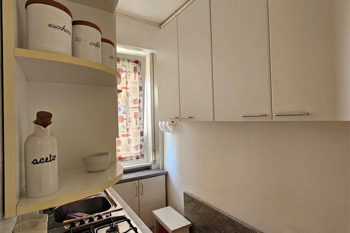 GRANDE TRILOCALE CON BALCONE