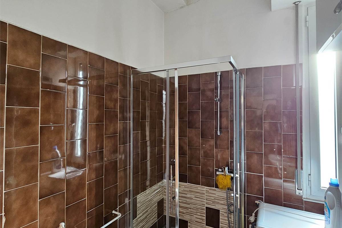 GRANDE TRILOCALE CON BALCONE