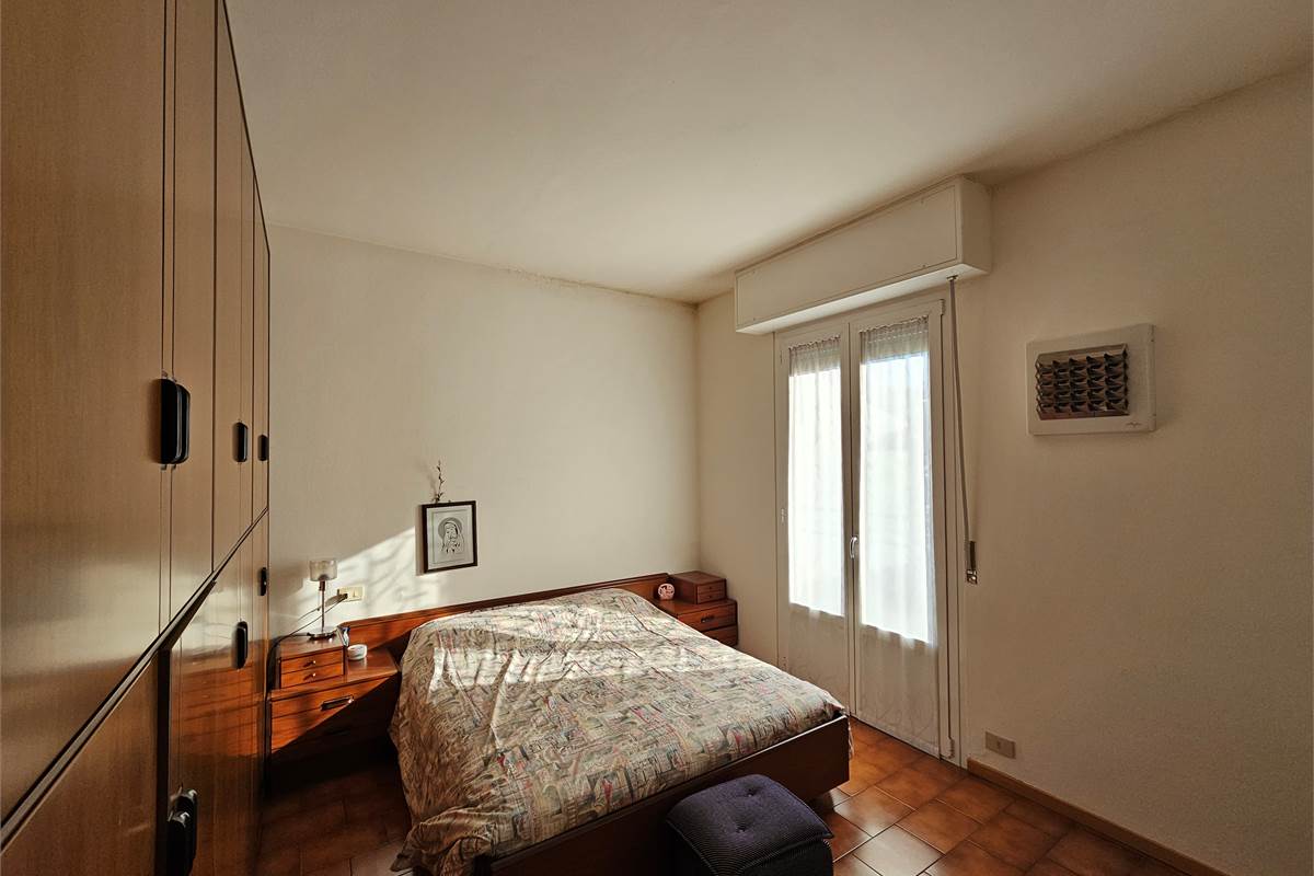 GRANDE TRILOCALE CON BALCONE