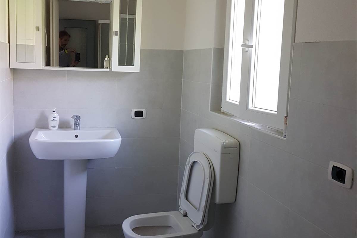 BELLISSIMO BILOCALE CON BALCONE A CERNOBBIO