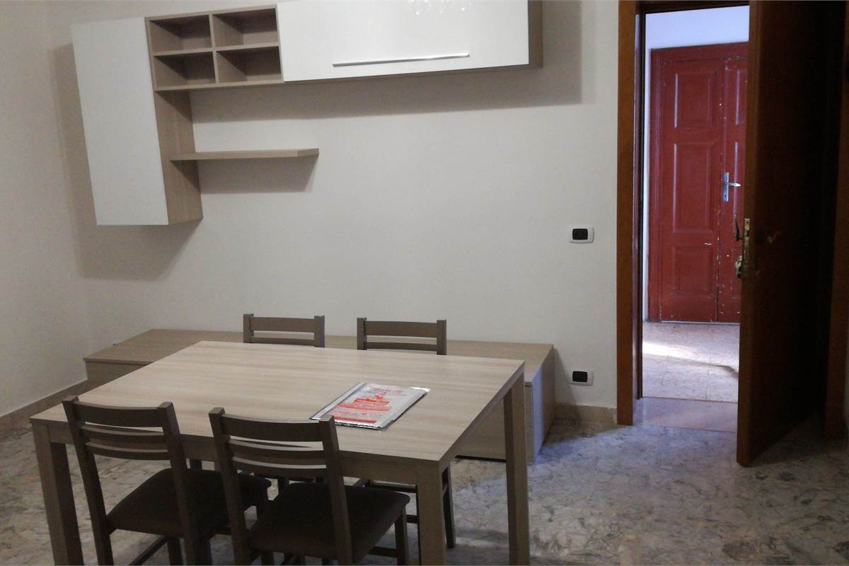 BELLISSIMO BILOCALE CON BALCONE A CERNOBBIO