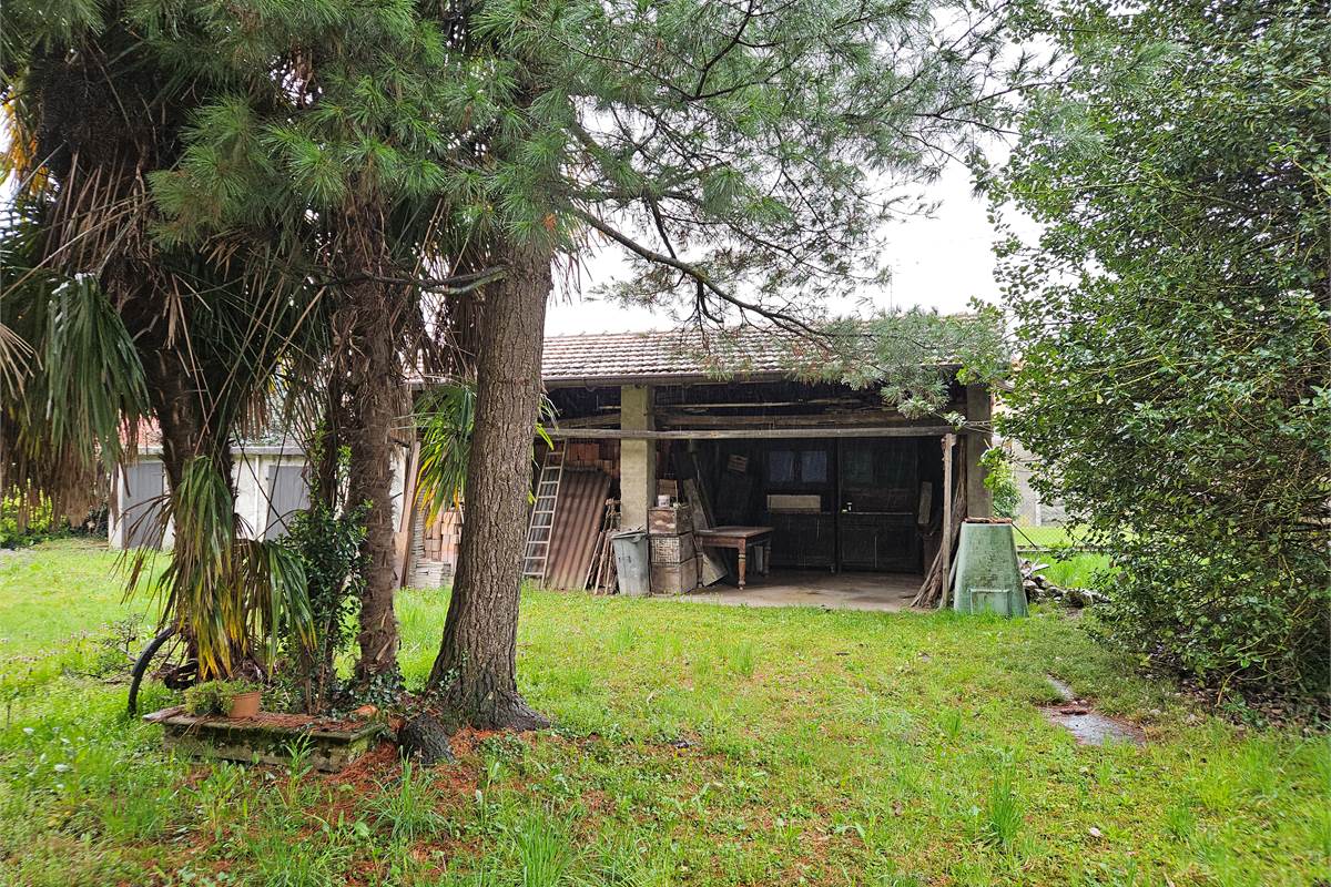 PORZIONE DI CASA INDIPENDENTE A CASORATE SEMPIONE