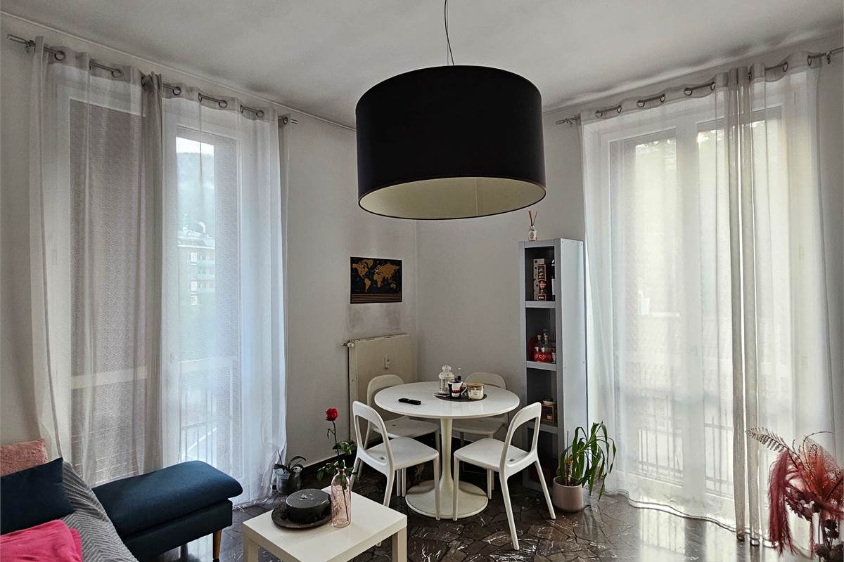 SPLENDIDO BILOCALE CON VISTA LAGO