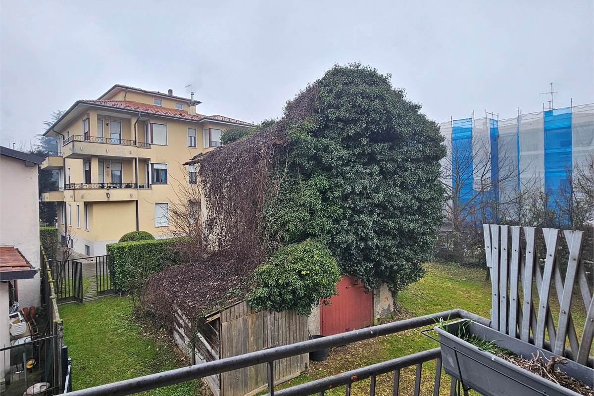 BELLISSIMO BILOCALE CON BALCONE