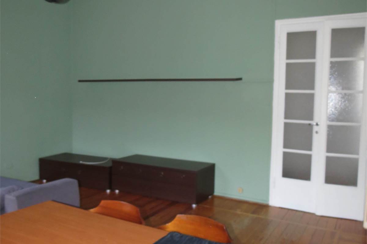 BILOCALE COMPLETAMENTE ARREDATO A VARESE